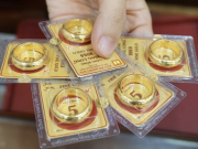 Tin tức - Dòng người chen mua vàng ngày Vía Thần Tài, đến giờ lãi được bao nhiêu?