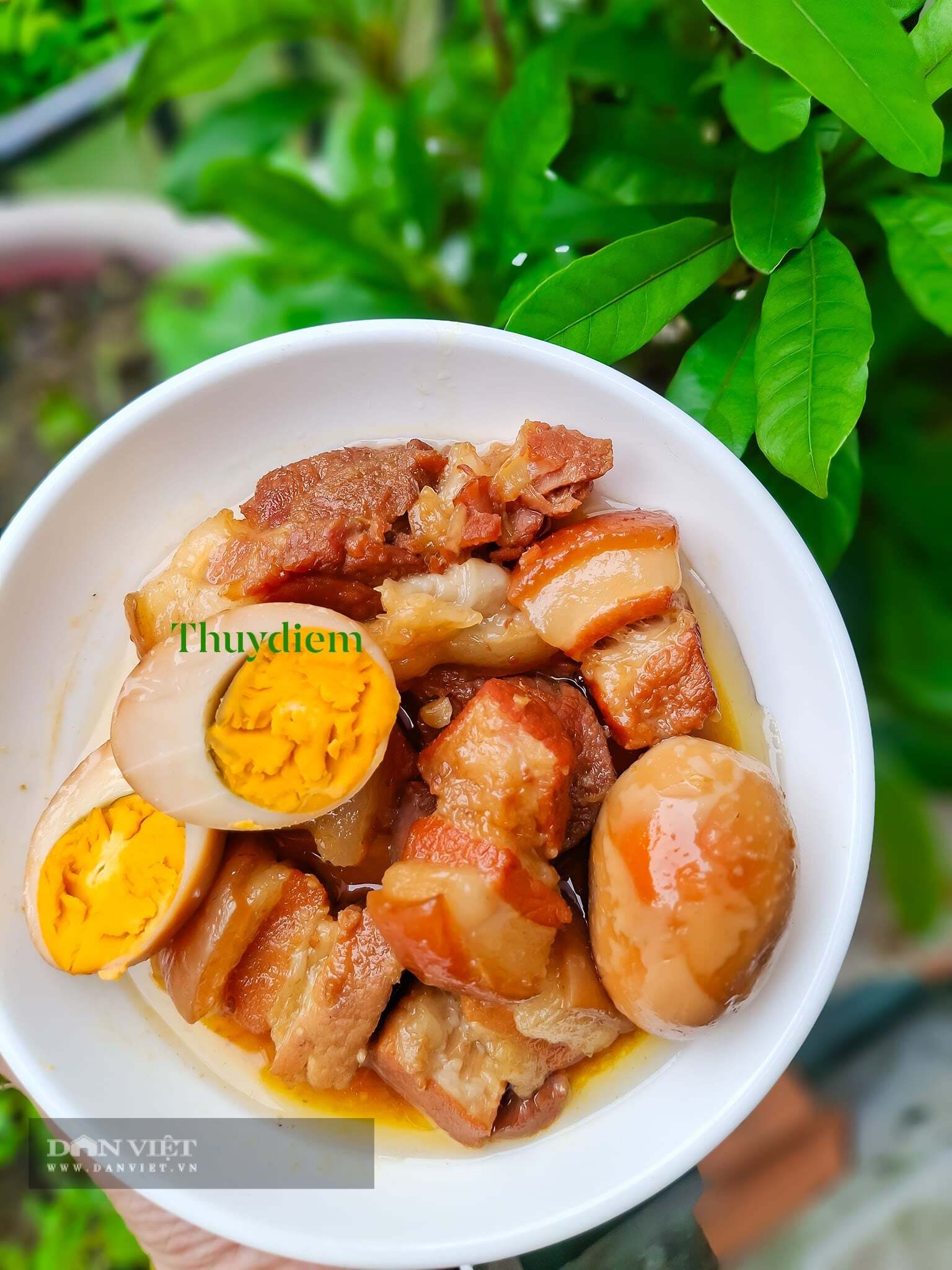 Dùng loại lá này nấu món thịt kho trứng để màu đẹp, nước trong, thơm ngon chuẩn vị ngày Tết - 9