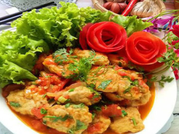 Bếp Eva - Chả cá ngon thế, lành thế tại sao ít có mặt trong mâm cỗ Tết?