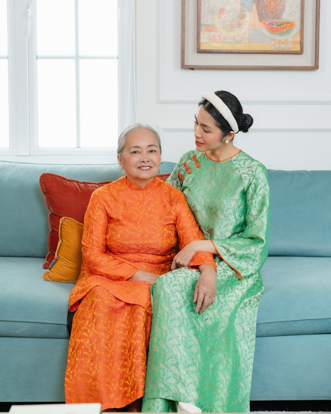 Người tuổi Dần nên ưu tiên trang phục xanh lục để kích hoạt sinh khí, đồng thời có thể kết hợp đỏ, cam, tím, hồng nhằm tăng sự nổi bật và thu hút may mắn.