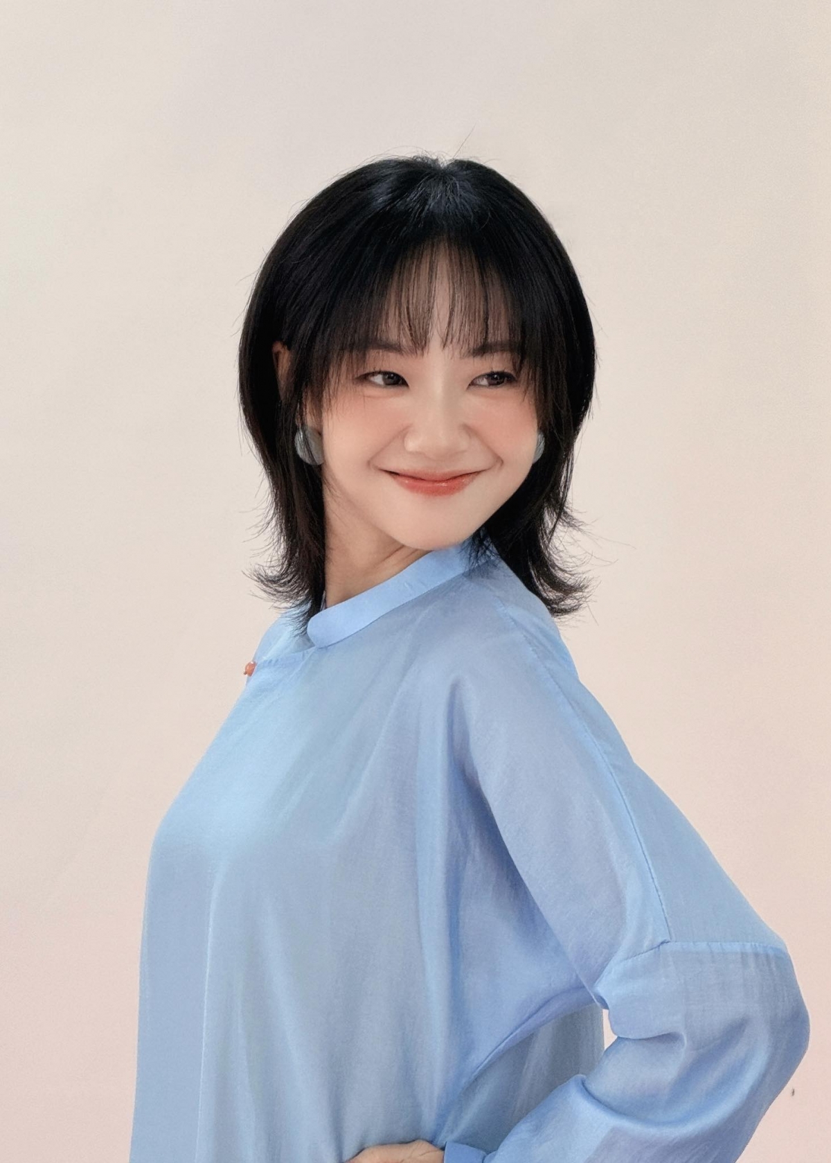 Sắc vóc nữ chính đóng cặp cùng Thanh Sơn trong amp;#34;Đồng hồ đếm ngượcamp;#34; - 4