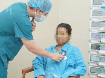 Sức khỏe - Con trai hiến gan cứu mẹ ngày cận Tết