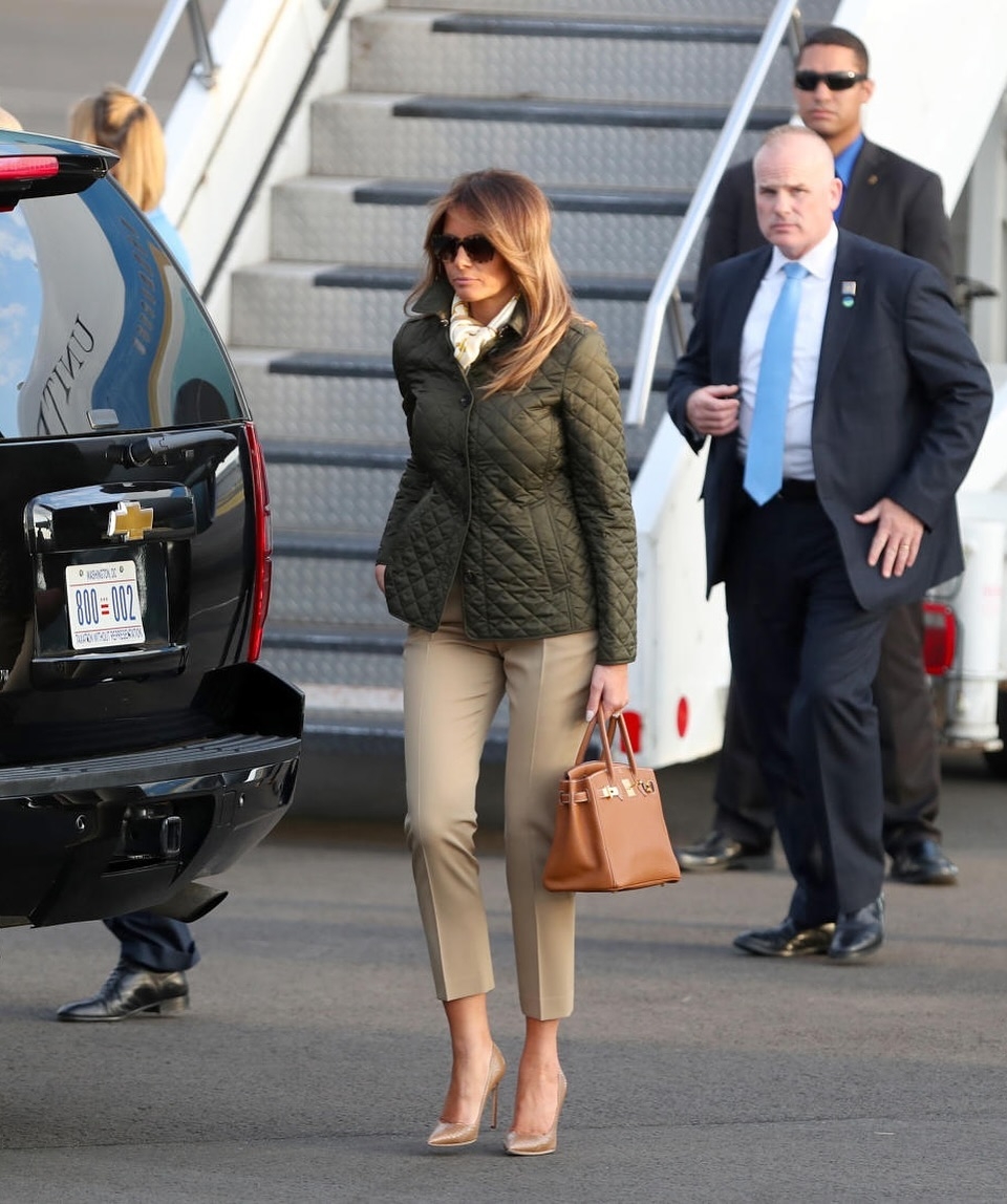 Những chiếc túi đắt nhất của bà Melania Trump - 5