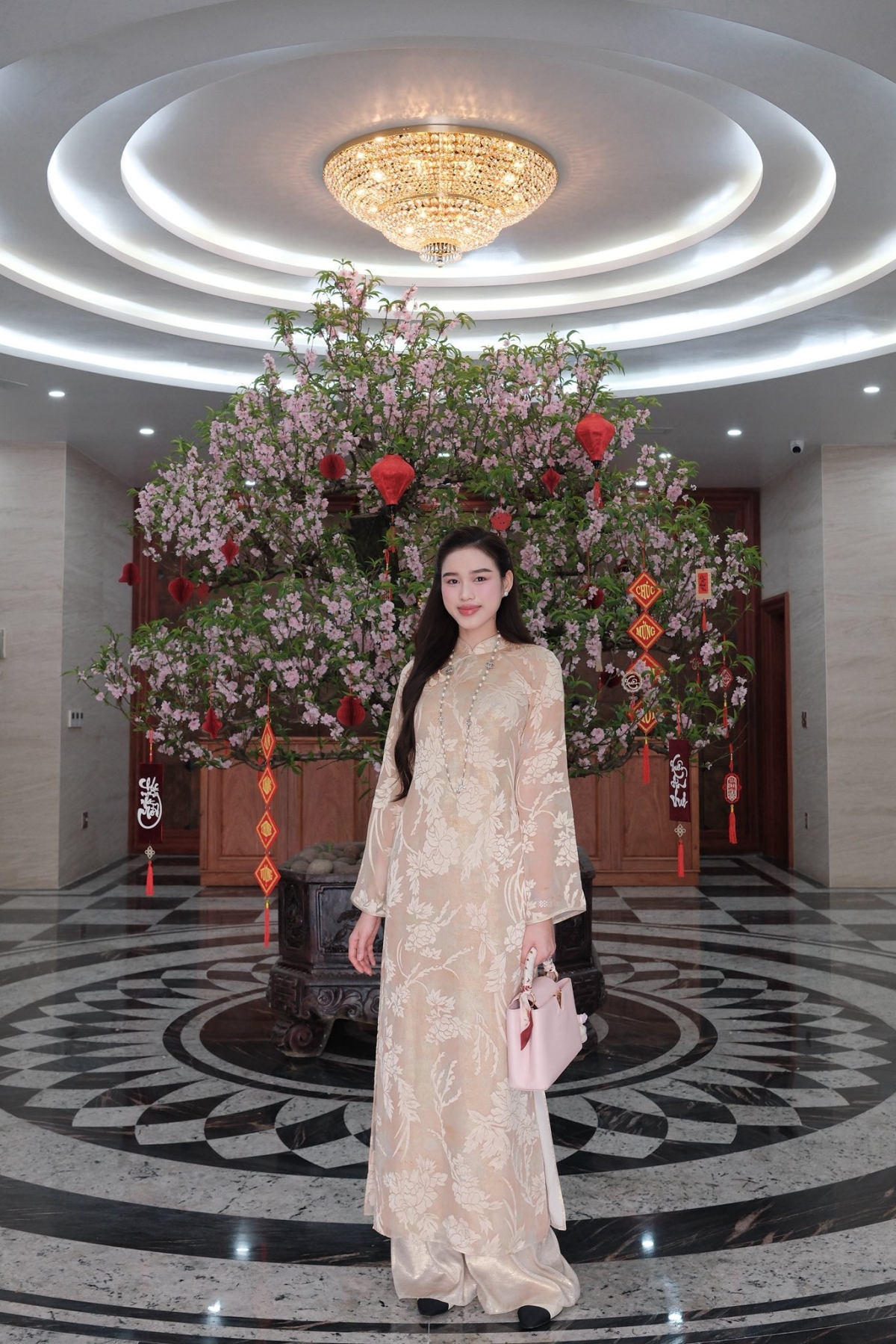 amp;#34;Dâu hào mônamp;#34; Đỗ Thị Hà năm đầu đón Tết ở quê chồng - 3