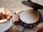 Lifestyle - Món ngon ngày Tết ở miền Tây ăn giòn rụm, gợi nhớ tuổi thơ bao người