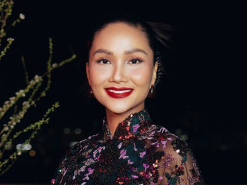 Yêu con - H'Hen Niê: 'Giờ nhân vật chính ngày Tết là con'