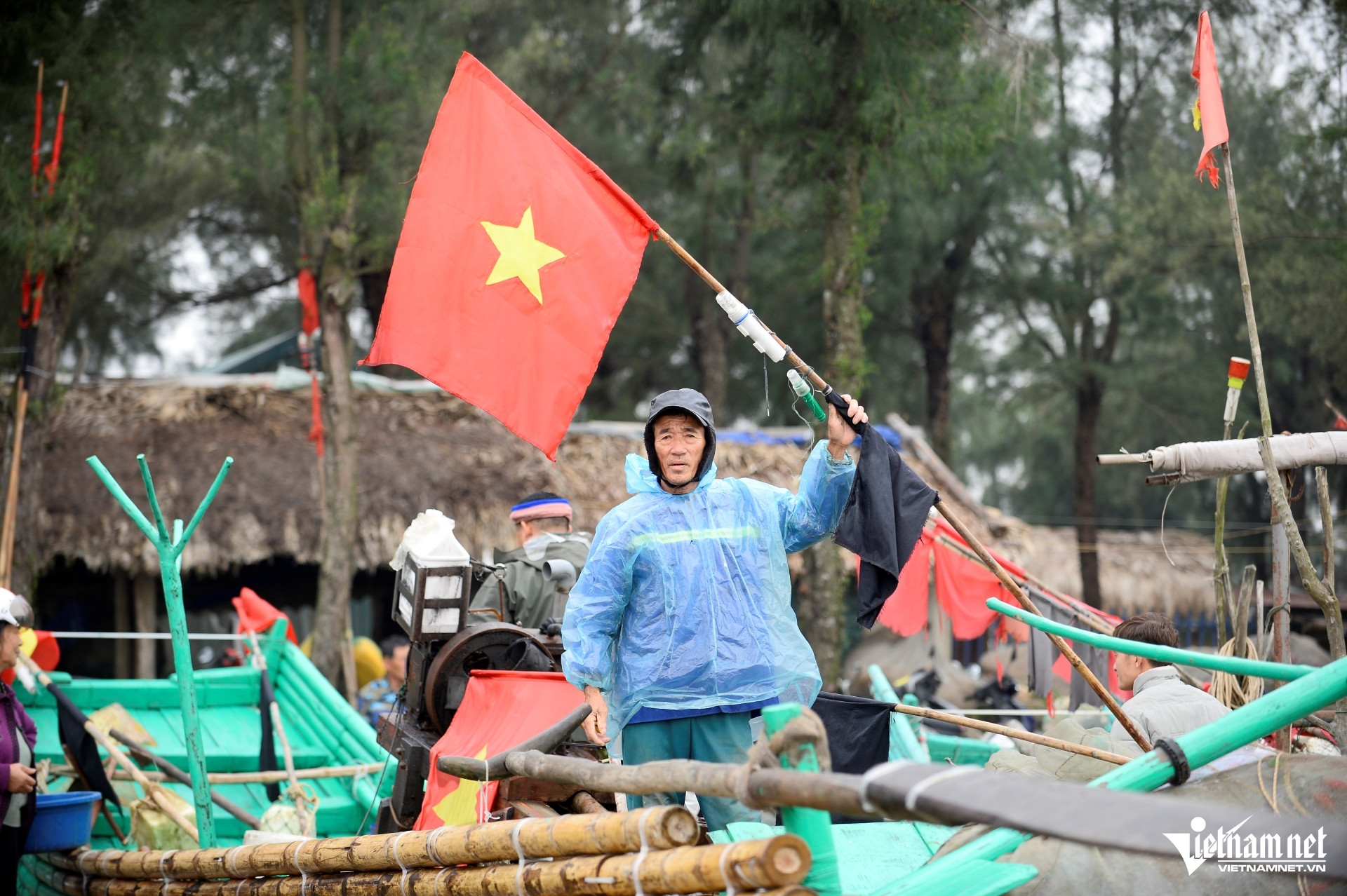 Ngư dân ra khơi những ngày đầu năm mới. Ảnh: Lê Dương