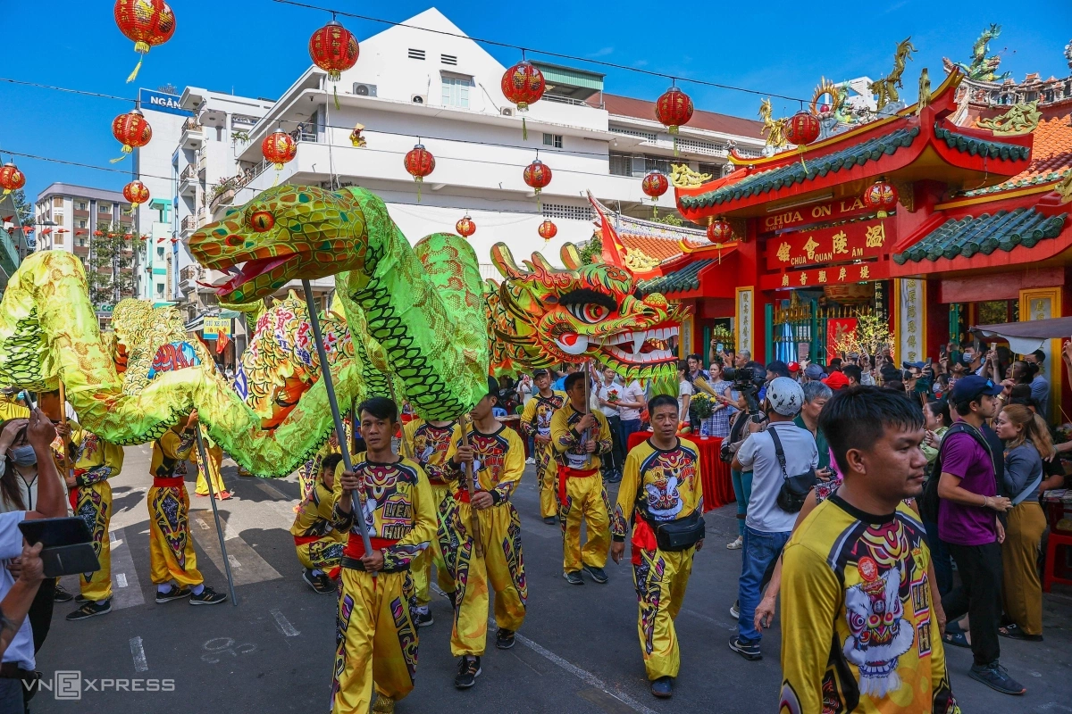 10 lễ hội từ Bắc vào Nam dịp tháng Giêng - 7