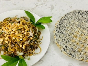 Cách làm nộm hoa chuối trắng giòn để giải ngấy sau Tết