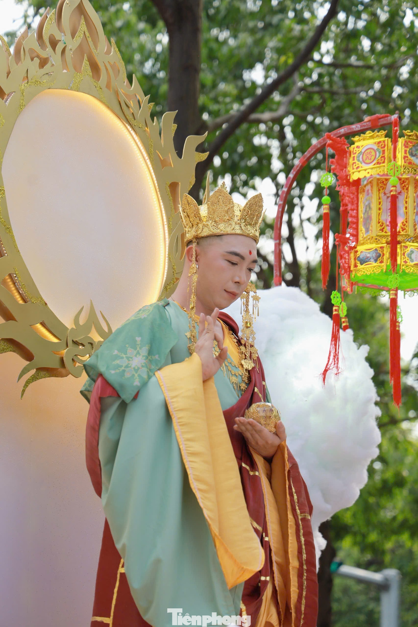 Độc đáo Lễ rước kiệu Bà ở TP HCM thu hút hàng vạn người - 8