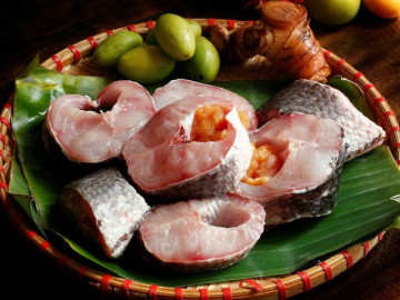 Bếp Eva - 4 sai lầm khiến cá càng rửa càng tanh