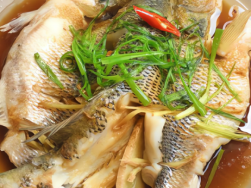 Bếp Eva - Loại cá nhiều đạm hơn cá trắm, giàu protein hơn cá rô, ít xương, không tanh, làm món này giữ trọn vị ngọt tự nhiên