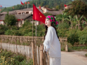 Lifestyle - Làng cổ đẹp cách Hà Nội 2,5 giờ lái xe khiến khách liên tưởng tới Lô Lô Chải