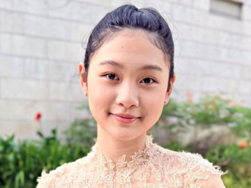 Yêu con - Con gái 13 tuổi cao 1,78 m của Hoa hậu Hương Giang