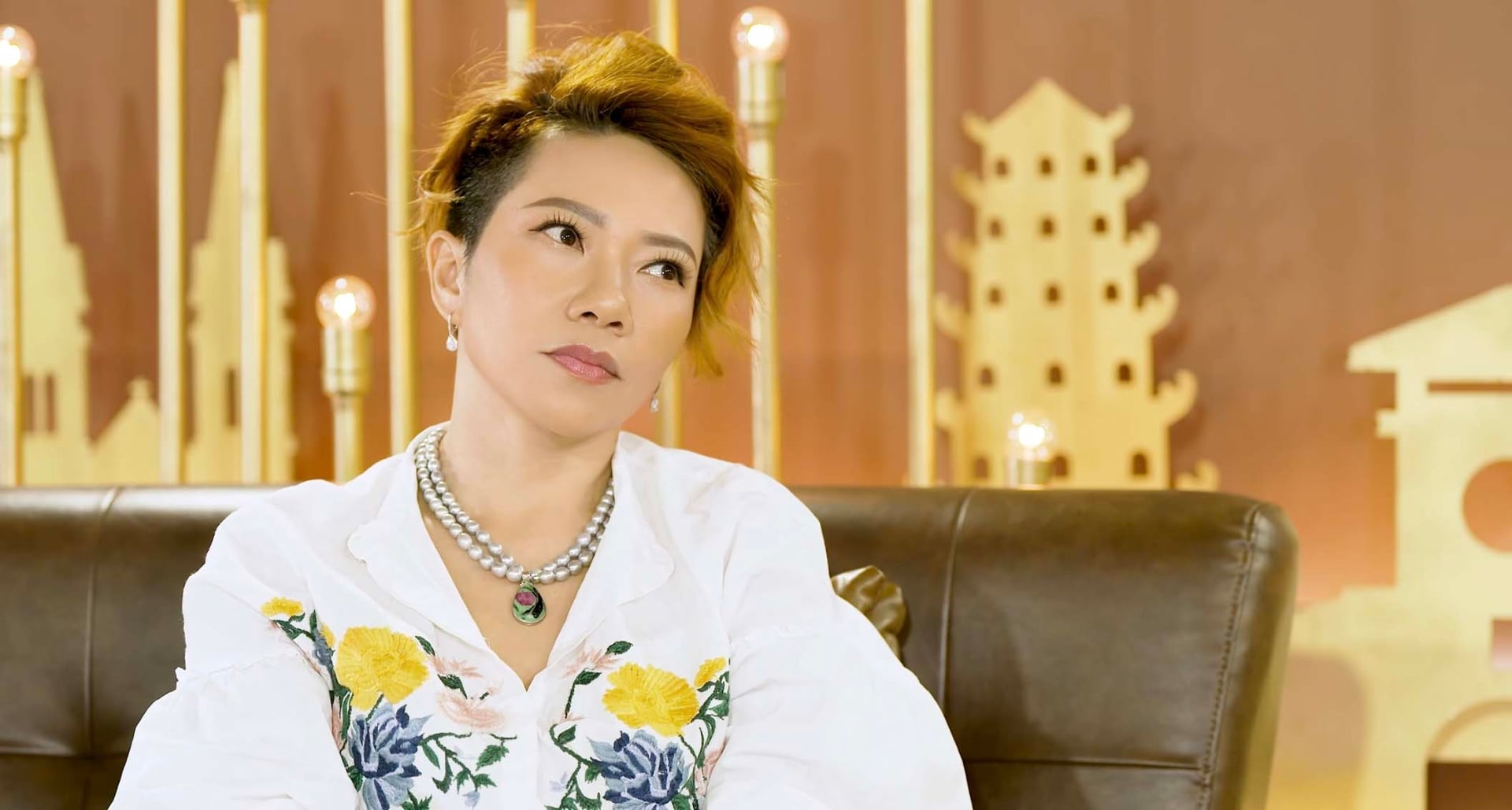 Diva Trần Thu Hà thừa nhận tuổi trẻ của mình cũng đầy rẫy những va vấp, những lần vạ miệng. (Ảnh: The Khang Show)