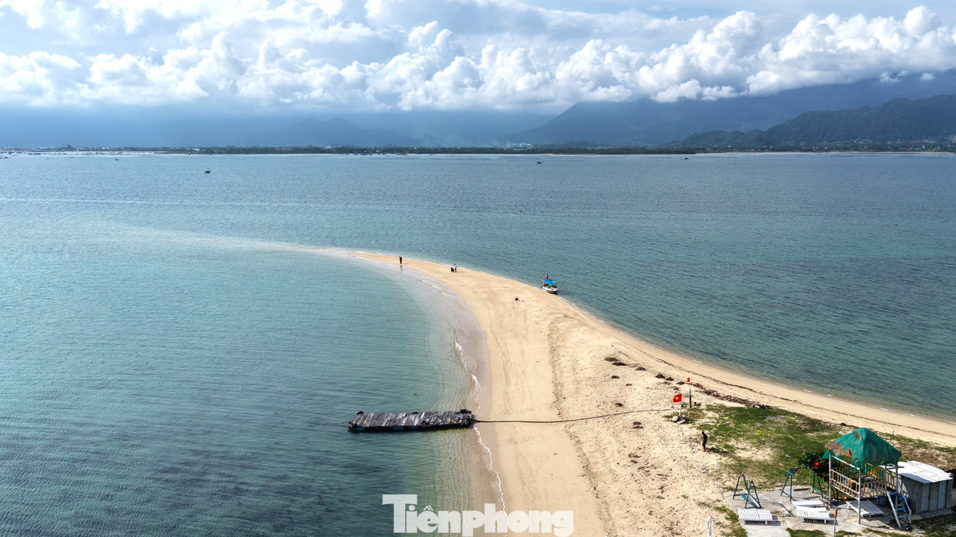 Tận Thấy Con Đường Giữa Biển Amp;#34;Độc Nhất Vô Nhịamp;#34; Ở Việt Nam - 3