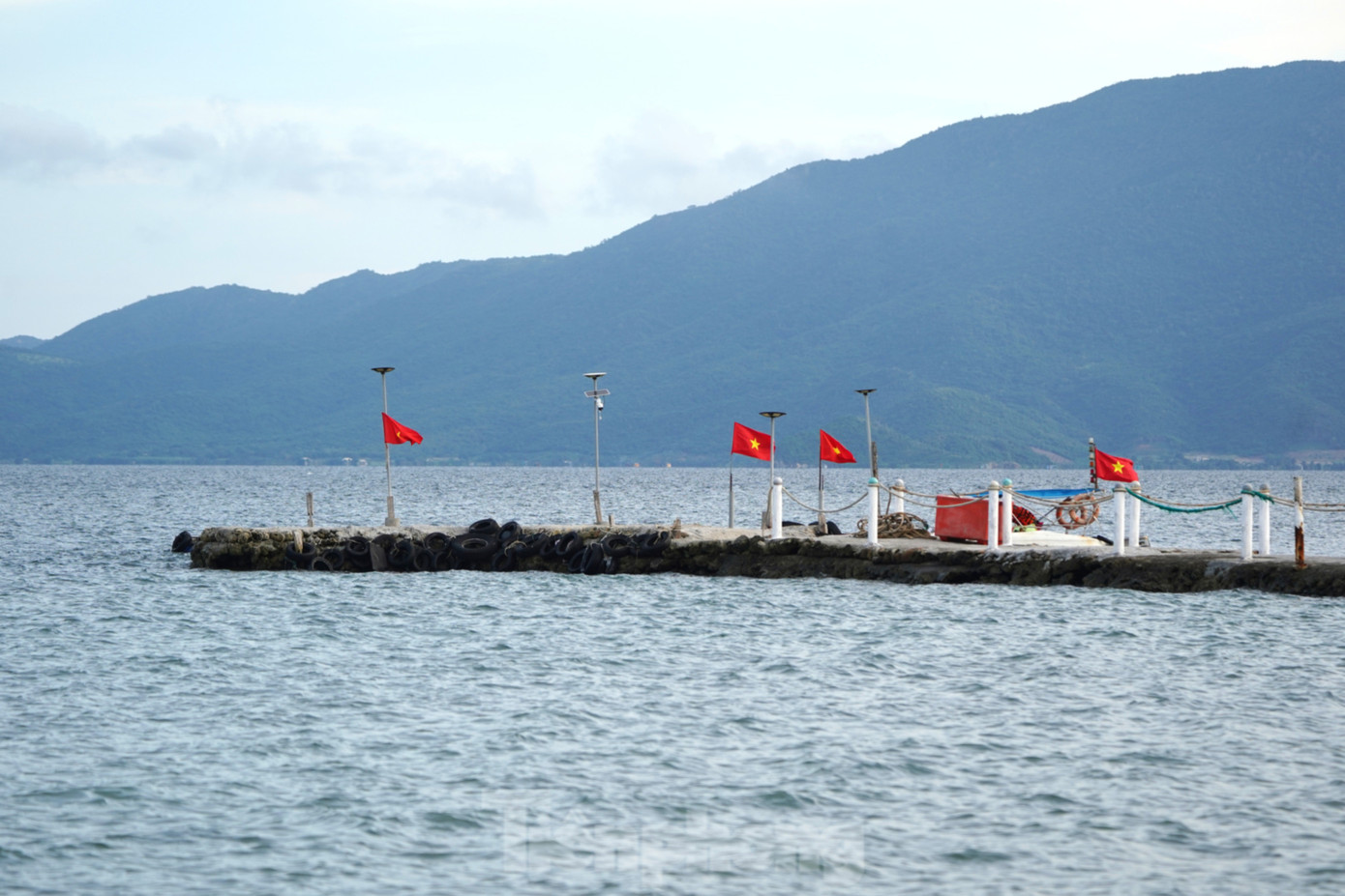 Tận Thấy Con Đường Giữa Biển Amp;#34;Độc Nhất Vô Nhịamp;#34; Ở Việt Nam - 4