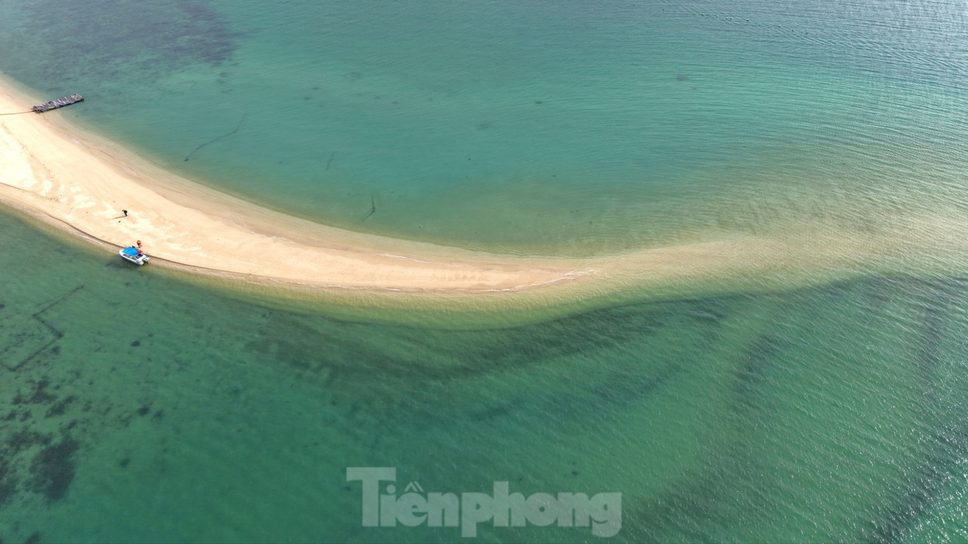 Tận Thấy Con Đường Giữa Biển Amp;#34;Độc Nhất Vô Nhịamp;#34; Ở Việt Nam - 10