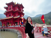 Lifestyle - Tòa tháp đỏ rực, lung linh về đêm, cách Hà Nội 140km gây sốt mạng xã hội