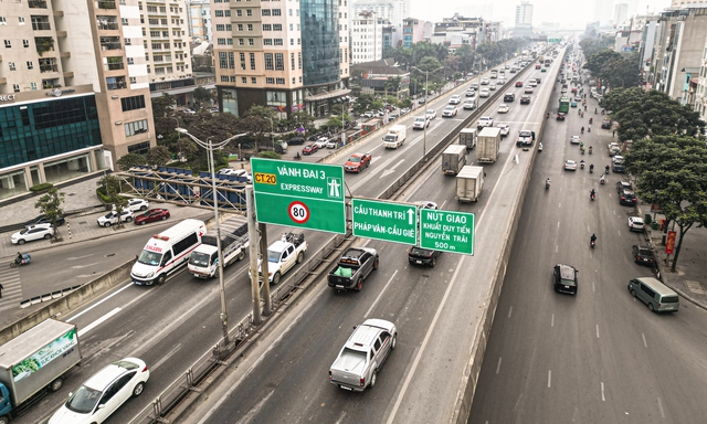 Hà Nội chính thức ban hành Quyết định quy định thời gian cấm nhiều loại xe ô tô hoạt động trong nội đô thành phố. Ảnh minh họa: TL