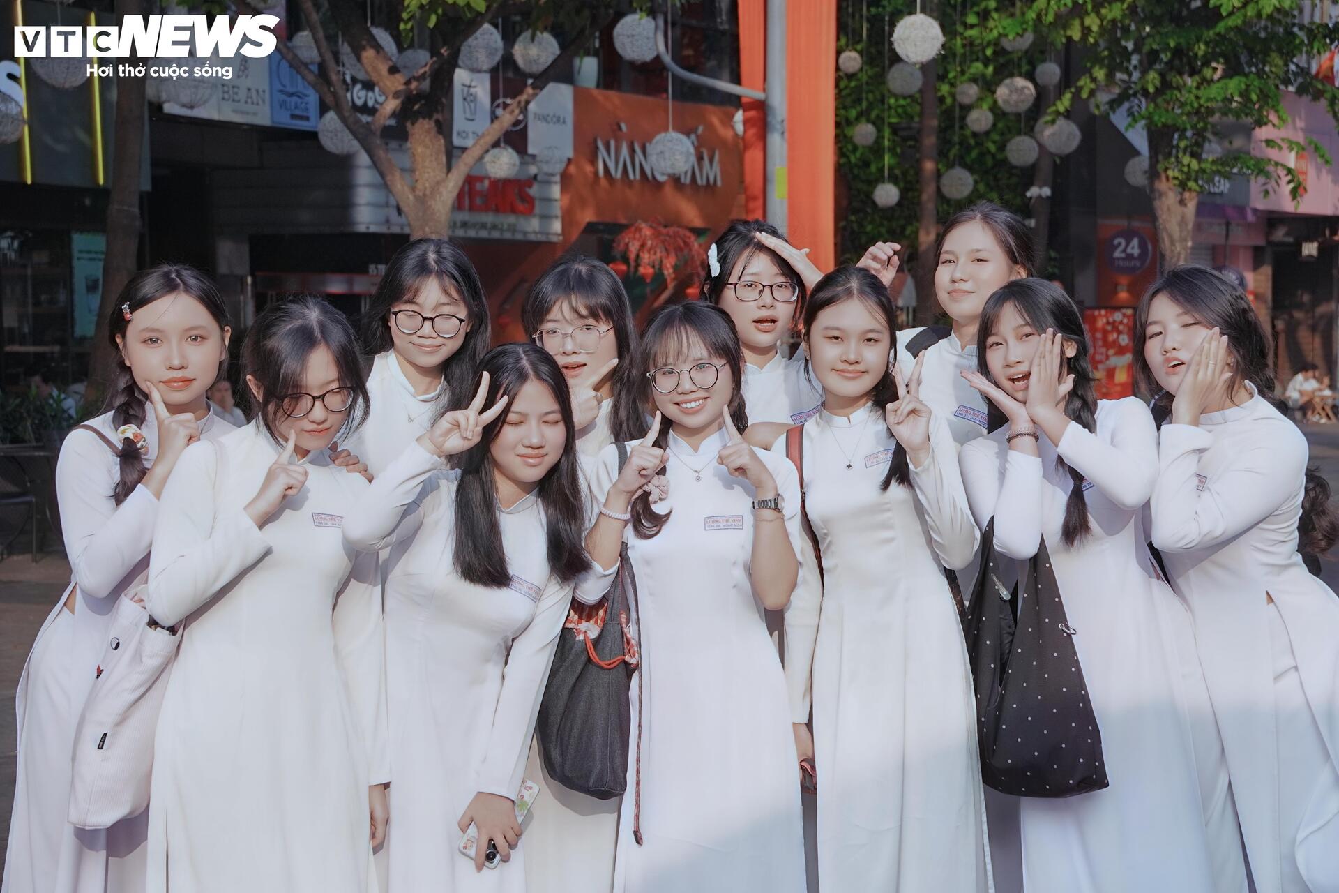 Sau 12 năm tổ chức, Lễ hội Áo dài đã dần trở thành hoạt động văn hóa thường niên mang dấu ấn riêng của TP.HCM, góp phần định vị thành phố như một điểm đến văn hóa, sáng tạo và hội nhập.