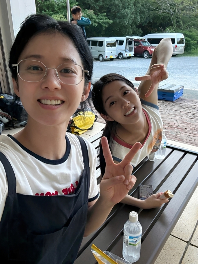 Thói quen hạn chế trang điểm giúp Jang Na Ra duy trì làn da khỏe mạnh, trẻ trung. Ảnh: Instagram nara0318