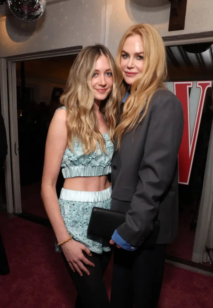 Nhan sắc tuổi 17 của con gái Nicole Kidman - 9