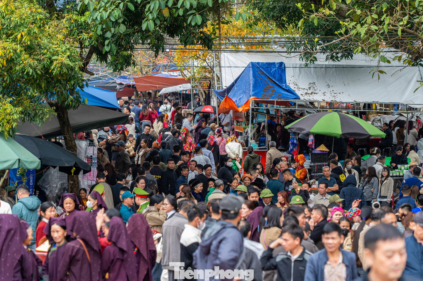 Mỗi dịp Tết đến xuân về khi các lễ hội đặc sắc của các địa phương vùng Đông Bắc thu hút được hàng vạn người tham gia, bánh gật gù trở thành đại sứ văn hóa vùng miền nhằm giúp địa phương quảng bá ẩm thực tới du khách, bạn bè trong nước và quốc tế.