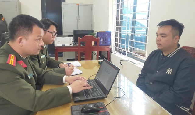 Lê Đình Tiến tại cơ quan điều tra.
