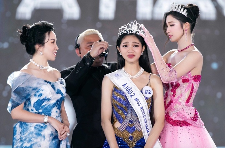 Minh Kiên đăng quang Á hậu 2 Miss World Vietnam 2023.