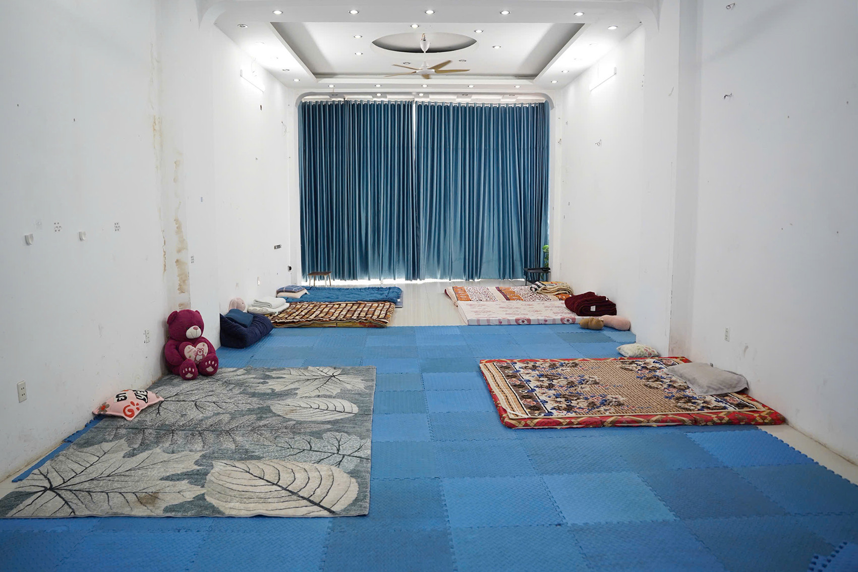 Chị Thơ sẽ bố trí phòng nam và nữ riêng biệt để thuận tiện cho du khách tới ở dịp lễ hội. Ảnh NVCC