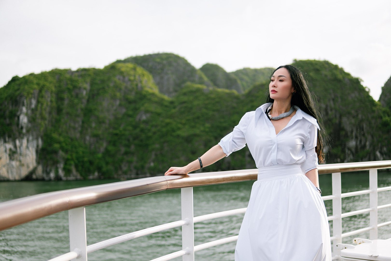 Quách Thu Phương còn là huấn luyện viên yoga nên duy trì vóc dáng đẹp. 
