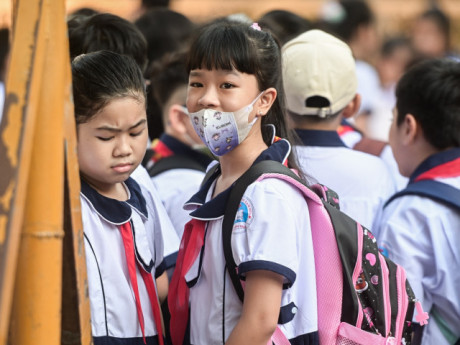 Gần 100.000 học sinh vào lớp 1 và lớp 6 không có thường trú ở TPHCM