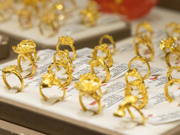 Tin tức - Giá vàng hôm nay 13/3: Lao dốc, mất mốc 5.100 USD/ounce