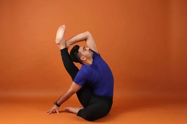 Yoga là hình thức tập luyện vừa phải cho người sau tuổi 40.