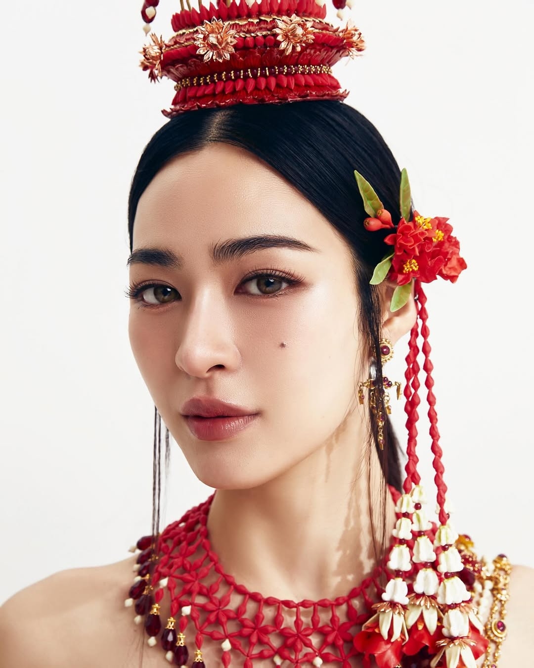 Nhan sắc mỹ nhân Thái Lan hot nhất Paris Fashion Week - 2