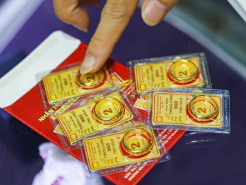 Tin tức - Giá vàng giảm liên tục, có nên mua?