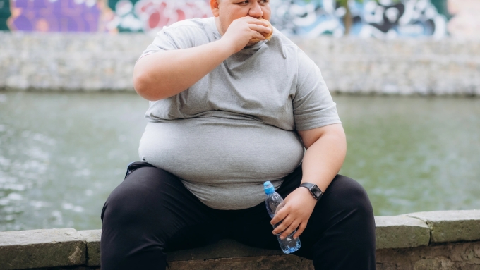 Không phải cứ tăng cân là giống nhau. Vị trí tích mỡ trên cơ thể quyết định mức độ nguy hiểm và cách giảm mỡ hiệu quả.