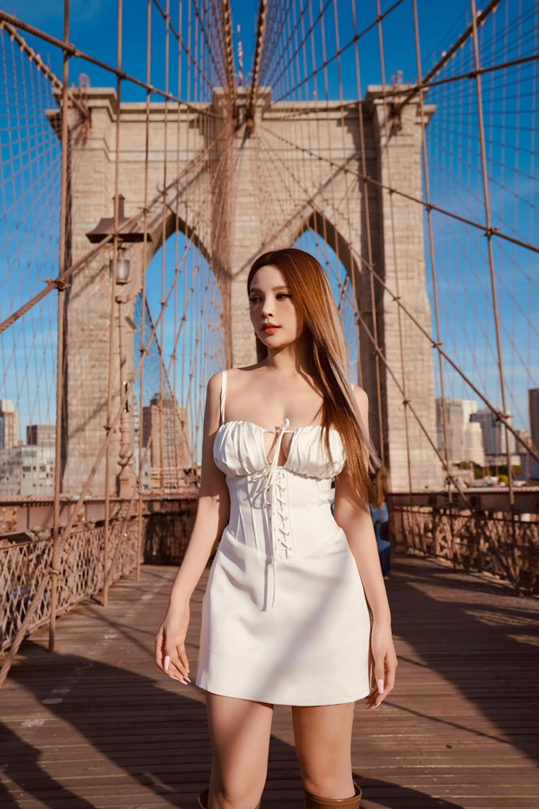 Tập nhảy không đơn thuần chỉ là nhớ động tác, muốn có được sự uyển chuyển người tập phải bỏ nhiều công sức, đòi hỏi sự phối hợp nhịp nhàng của toàn bộ cơ thể. Ngoài ra, nhảy còn được chia theo nhiều phong cách tùy thuộc sở thích của bản thân mà bạn có thể lựa chọn.