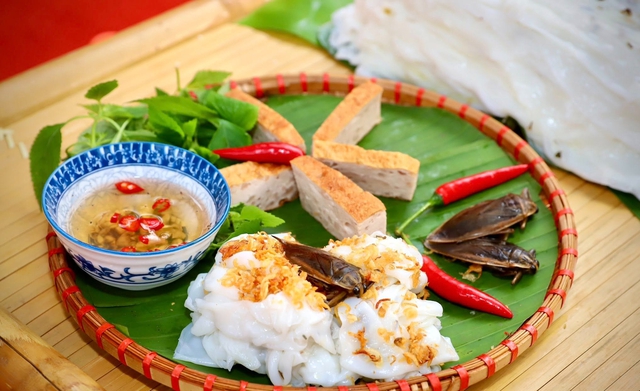 Nghề làm bánh cuốn Thanh Trì chính thức được đưa vào danh mục Di sản văn hóa phi vật thể quốc gia ngày 18/3/2026. Ảnh VH