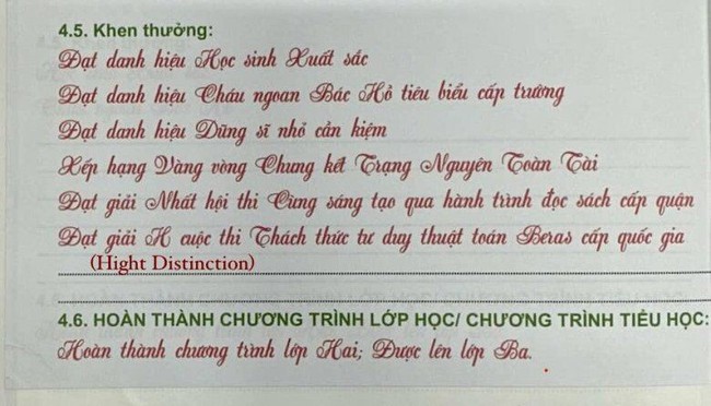 Con gái Vân Trang sở hữu nhiều thành tích học tập xuất sắc.