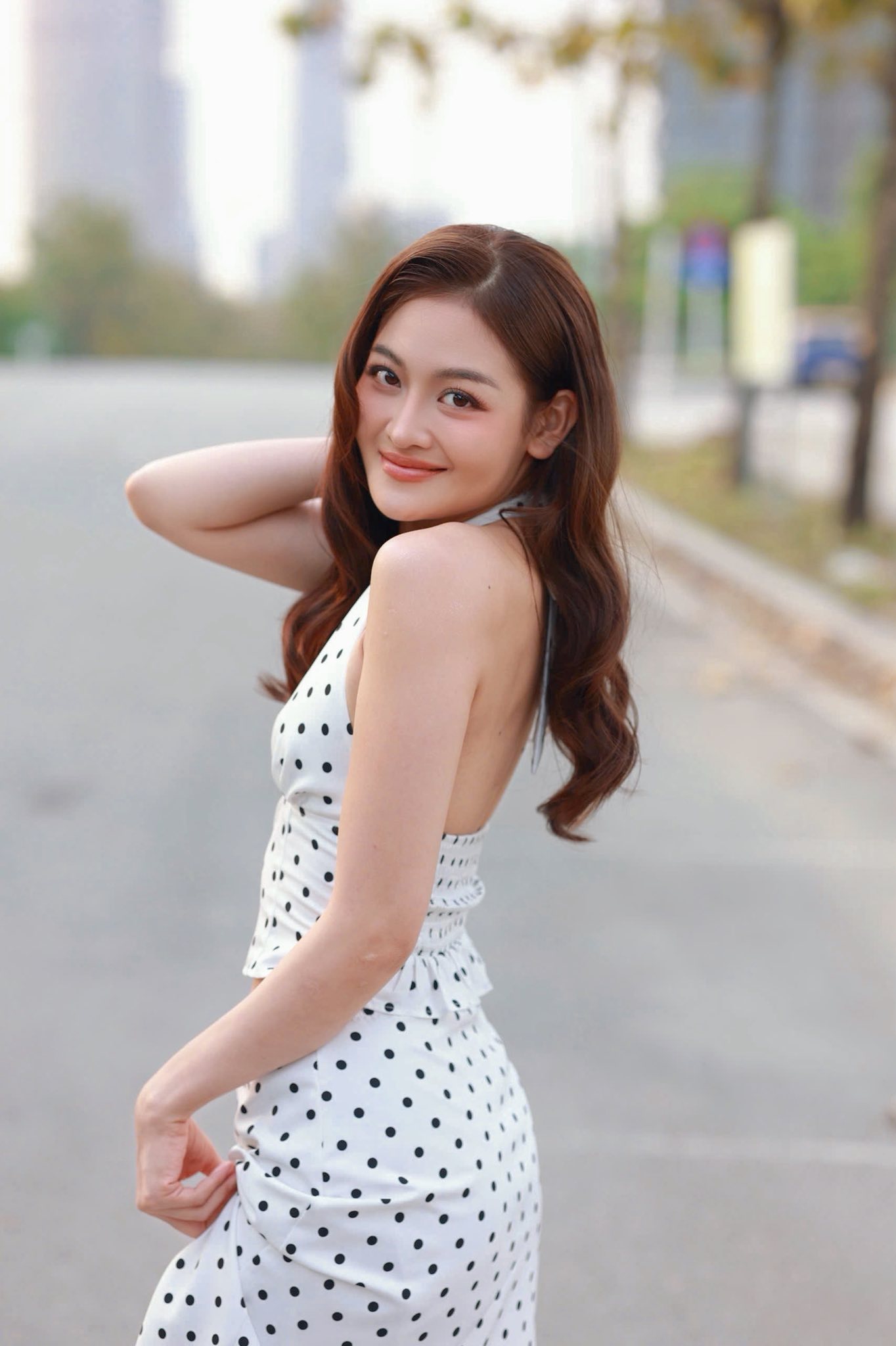 Ở độ tuổi này, tôi nghĩ thời trang không chỉ là mặc đẹp mà còn là cách thể hiện khí chất của chính mình, Thùy Anh bộc bạch.