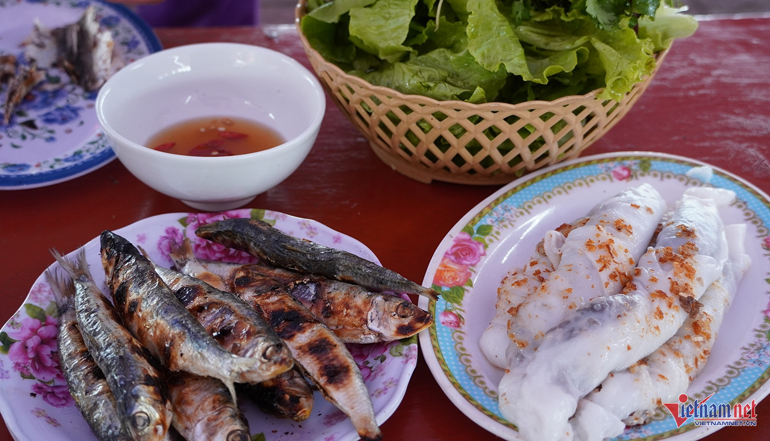 Món ngon giản dị bên đền thiêng xứ Nghệ khiến du khách ăn một lần nhớ mãi