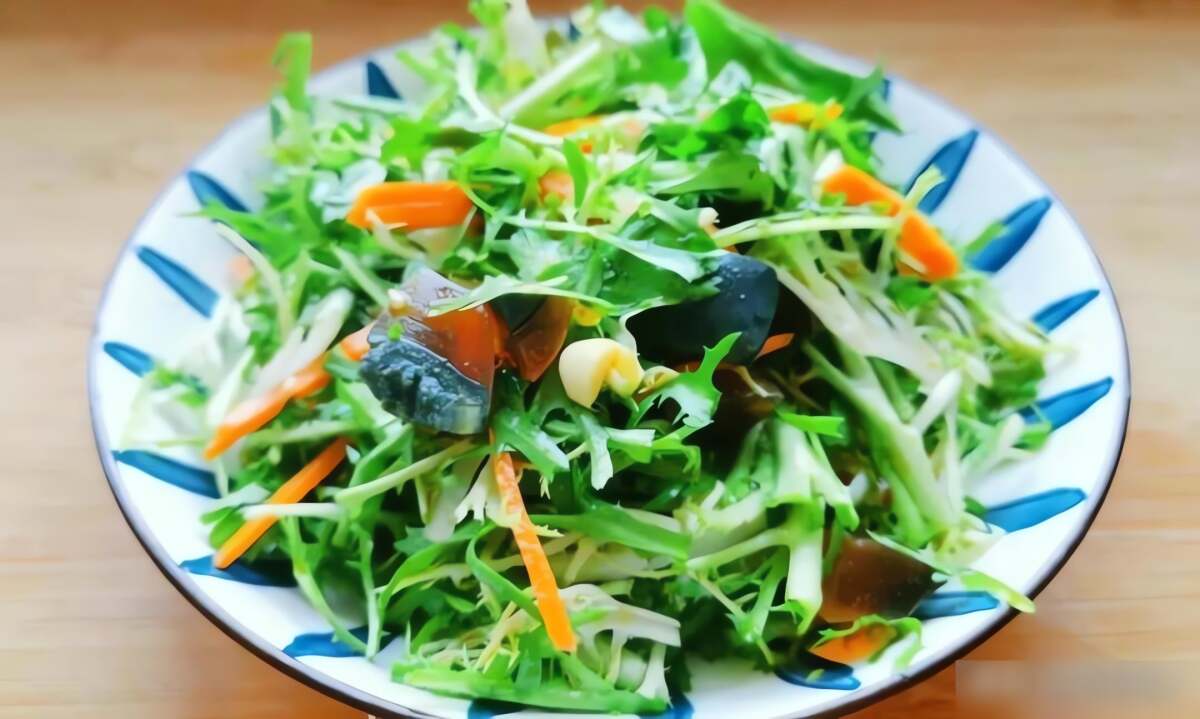 Loại rau tươi mát, vitamin gấp 15 lần cà chua, 10 phút có món ngon giòn tan, mềm mại, trẻ già đều thích - 5