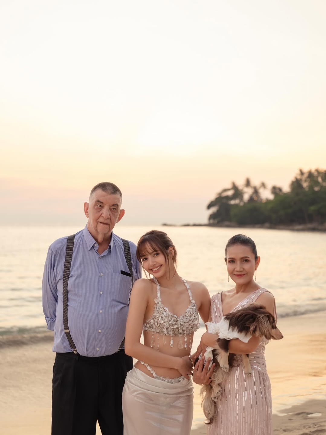 Theo Osen, ông Marco Brüschweiler - bố dượng của Lisa là đầu bếp gốc Thụy Sĩ, khá nổi tiếng trong giới ẩm thực và từng làm việc tại nhiều nhà hàng, khách sạn cao cấp trên thế giới. Lisa nhiều lần nhắc đến ông như người có ảnh hưởng lớn trong quá trình trưởng thành của mình.