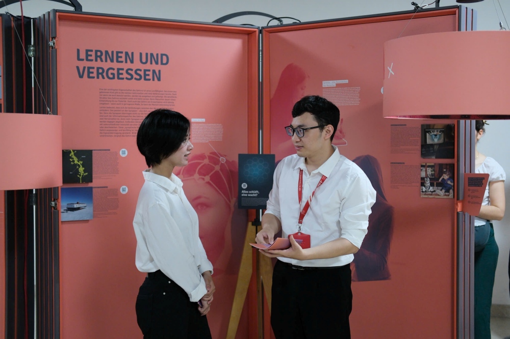 Không gian triển lãm Vũ trụ. Con người. Trí thông minh (Universum. Mensch. Intelligenz - UMI) tại Đại học Bách Khoa Hà Nội.