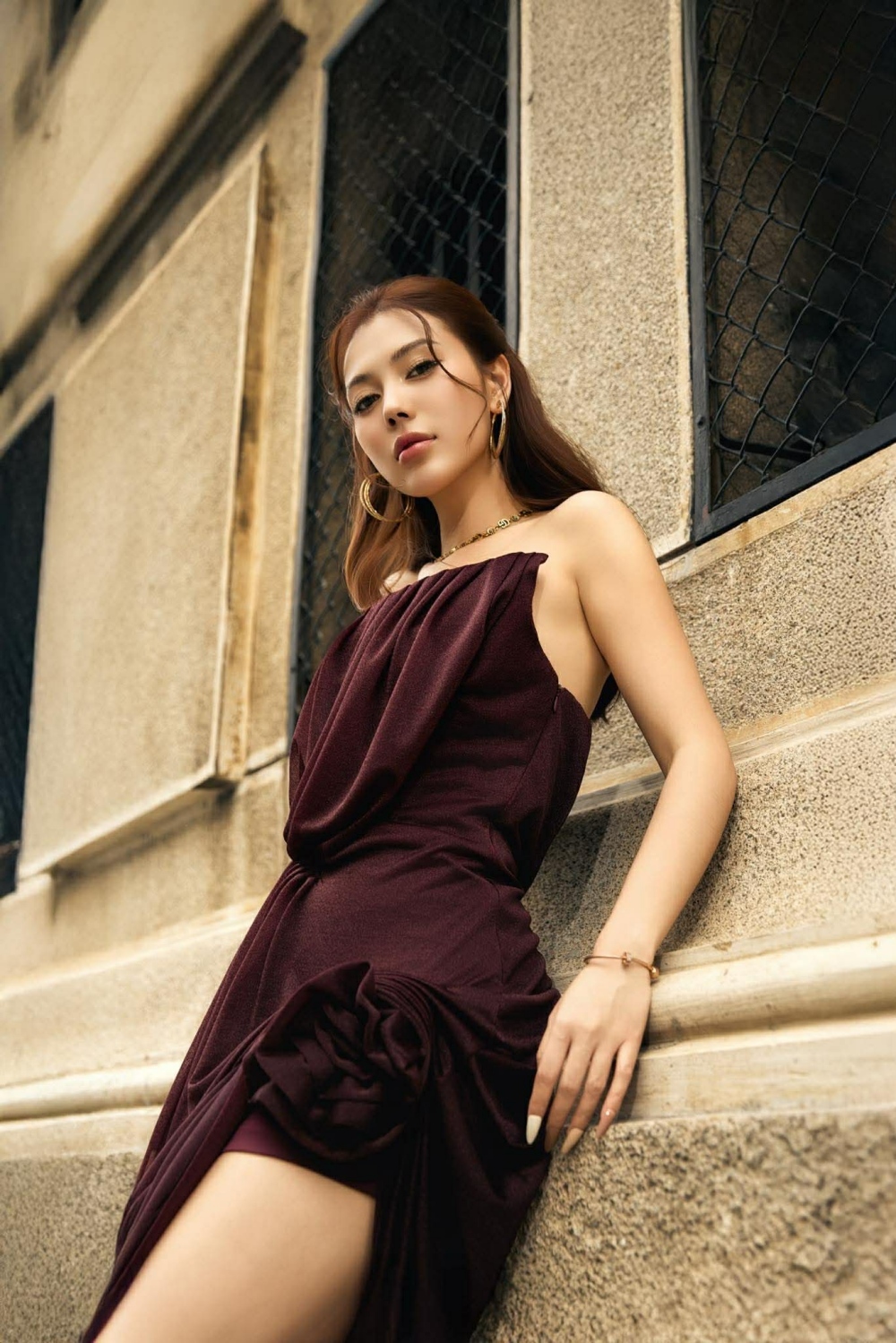 Bên cạnh nền tảng chuyên môn, Nhi Katy còn sở hữu Huy chương Vàng Bóng rổ Toàn quốc.