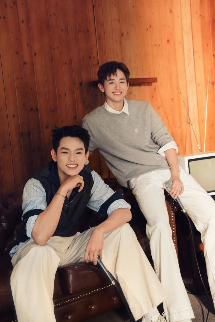 CONGB và buitruonglinh có mối quan hệ thân thiết sau chương trình Anh Trai Say Hi.