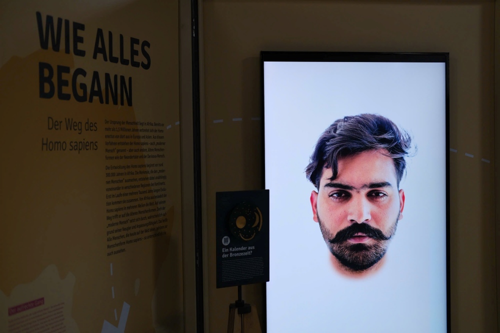 Triển lãm khoa học Đức đưa câu chuyện về Vũ trụ, Con người và AI tới Hà Nội - 4