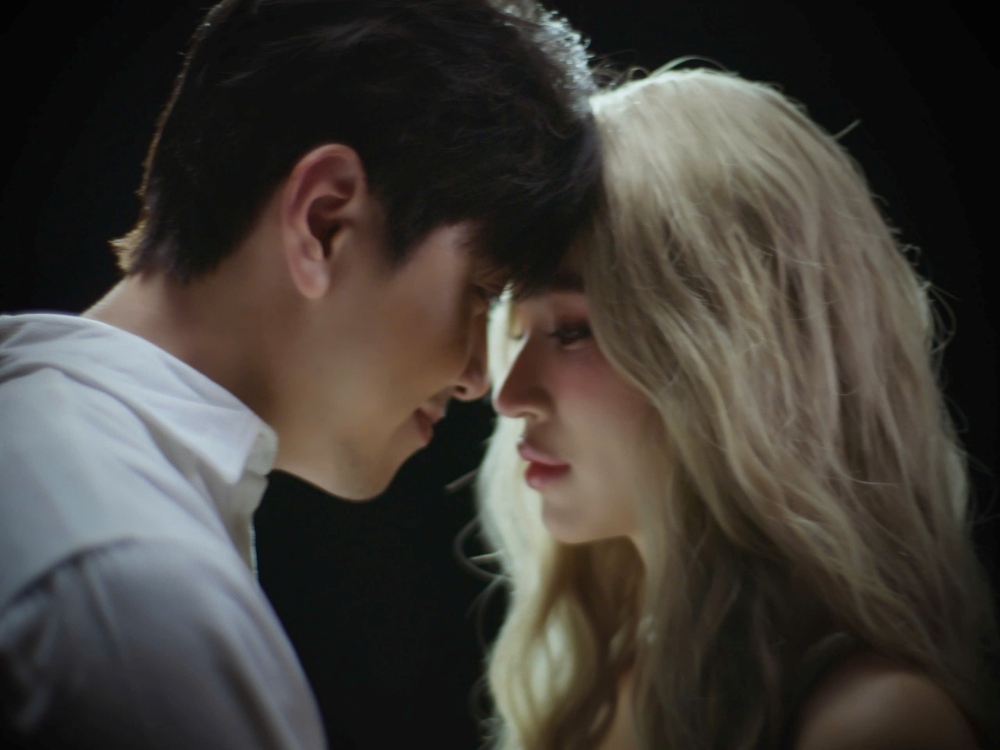 DJ Tít lần đầu đóng MV cùng ông xã, hát ballad sau gần 2 thập kỷ làm amp;#34;nữ hoàng bàn mixamp;#34; - 6